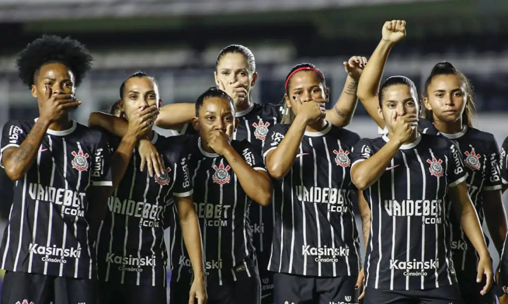 image-182-1024x613 Abertura de rodada do Brasileirão Feminino é marcada por protestos