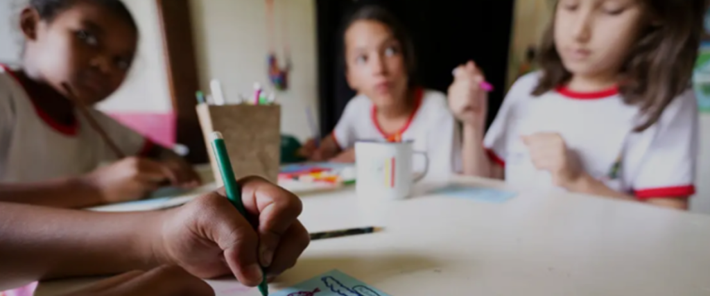 image-257-1024x427 Estudo mostra que escolas com mais alunos negros têm piores estruturas