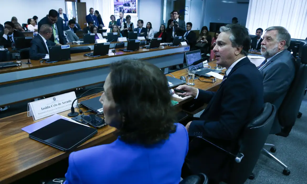 image-281-1024x613 Governo deve apresentar nova proposta para servidores da Educação