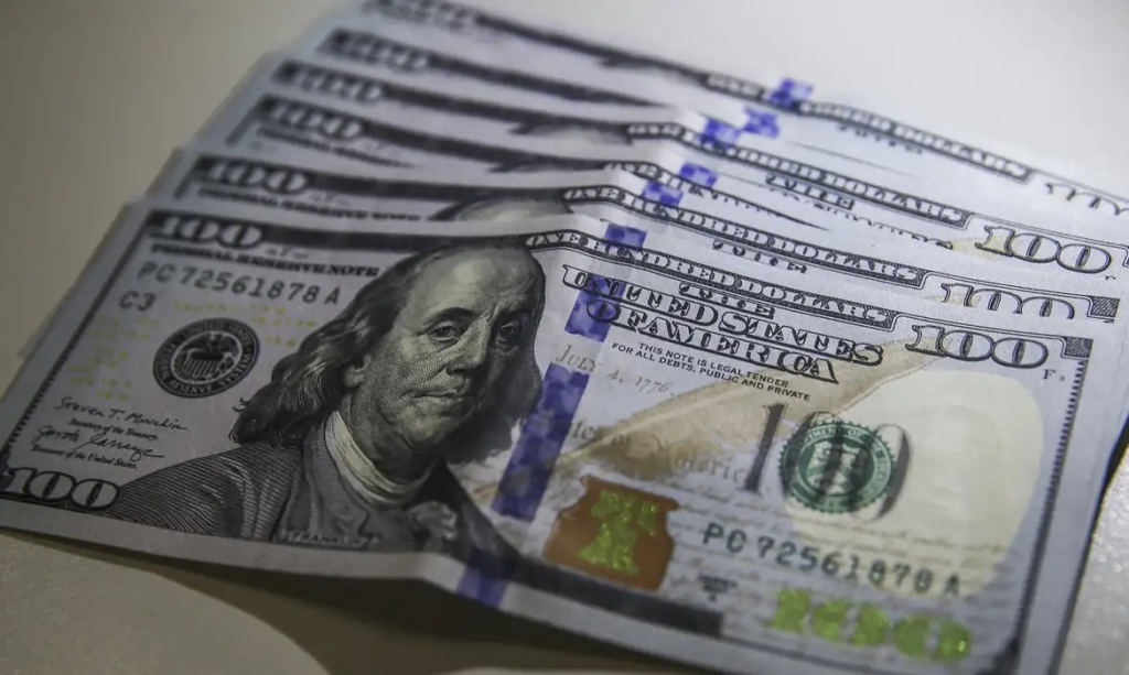 image-379-1024x613 Dólar cai para R$ 5,19, mas sobe 1,53% na semana