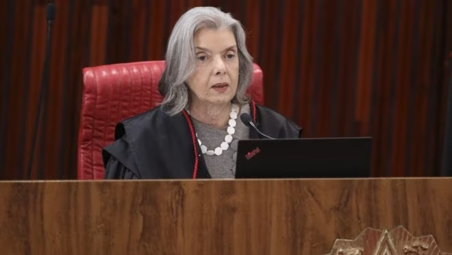 image-56 Cármen Lúcia diz que decisão judicial não pode ser descumprida