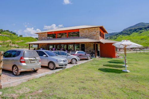 7e03409c-0e64-48ac-aa0c-8297991981b3-500x332 Condomínio Villa Del Rey  – Jaguaraçu – MG