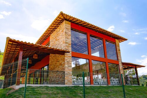 b4adb189-e5a5-403f-95b6-517eecf8a292-500x334 Condomínio Villa Del Rey  – Jaguaraçu – MG