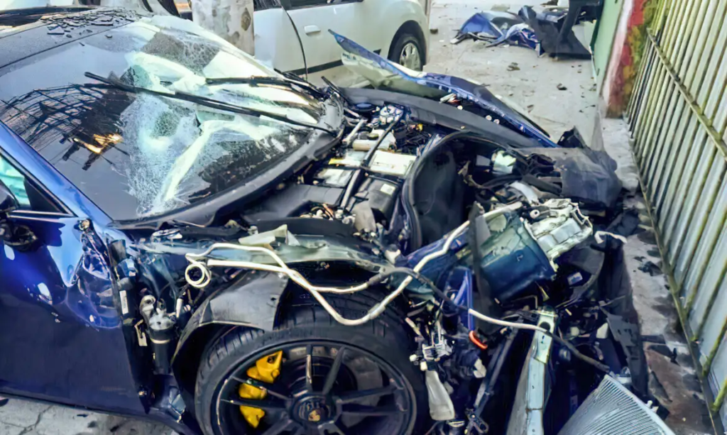 image-158-1024x613 Condutor de Porsche que matou motorista em acidente está foragido