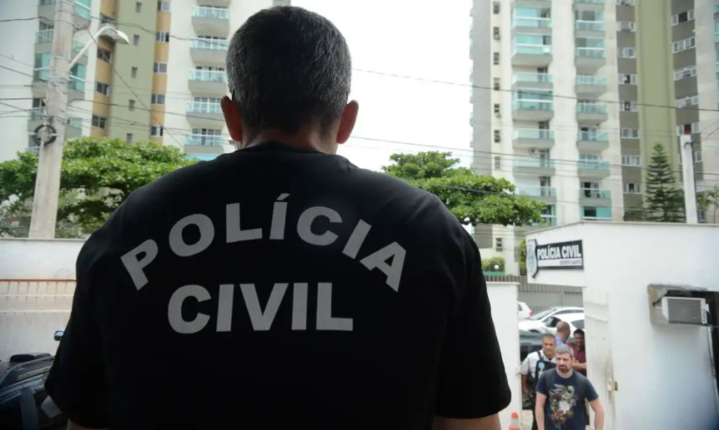 Polícia procura ladrões que roubaram computadores para escolas no Rio