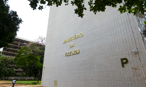 image-554-500x299 Fazenda aumenta para 2,5% estimativa de crescimento do PIB em 2024