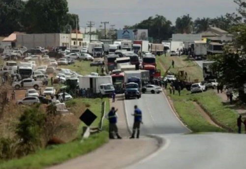 image-687-500x344 PGR denúncia nove envolvidos em bloqueios de rodovias após eleições