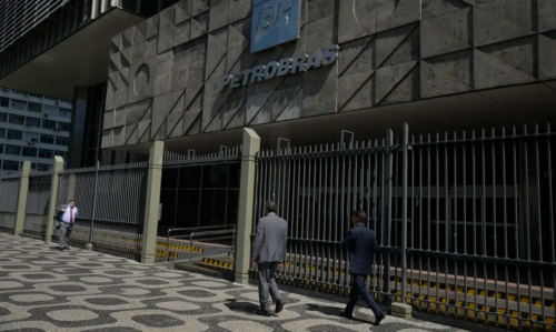 image-690-500x299 Petrobras leva ao Cade proposta para abandonar venda de refinarias