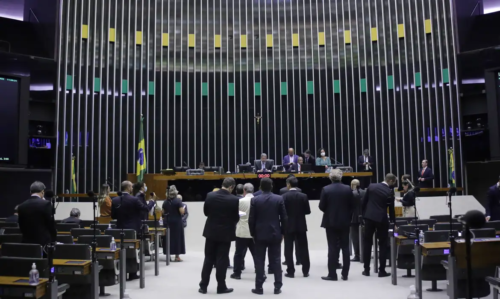 image-356-500x299 Texto que permite Mesa da Câmara suspender deputado será votado hoje