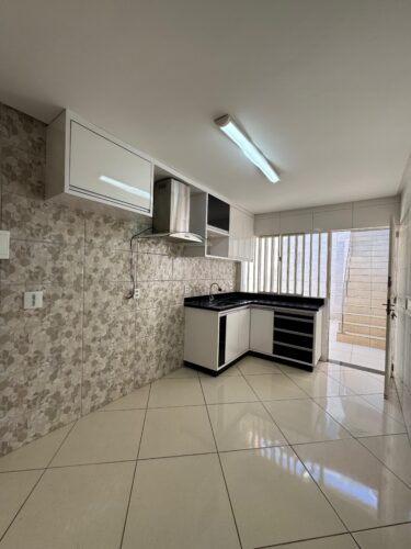 1000418185-375x500 2 casas cidade nobre OPORTUNIDADE.